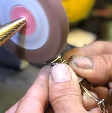 Miami Beach Jewelry Repair Experts .